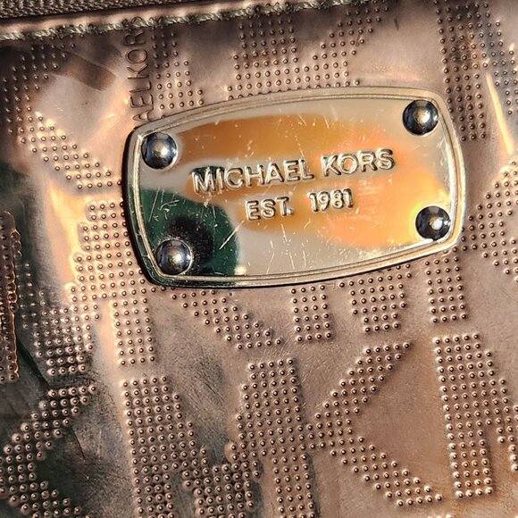 Pewter Michael Kors Wristlet - Picture 3 of 10